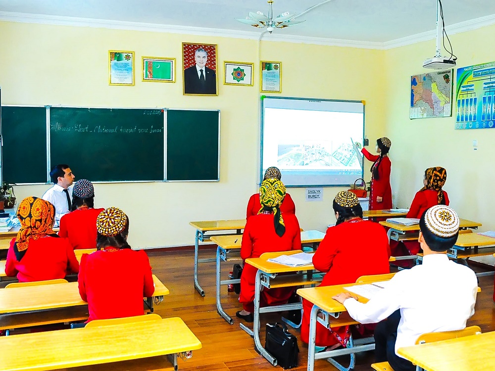 Mekdebiň täzelikleri