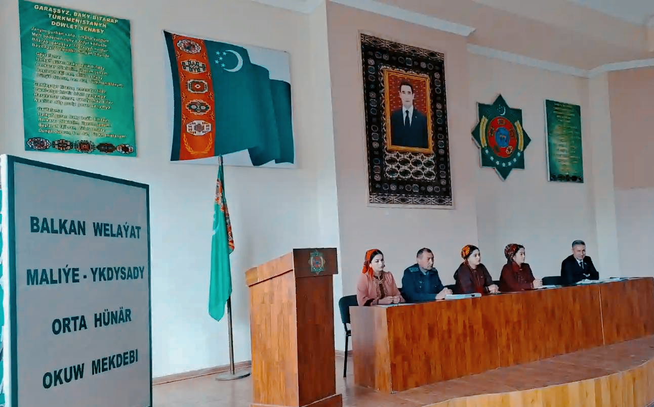 “Ýol hereketiniň howpsuzlygy- ömrümiziň rahatlygy” atly maslahat geçirildi.