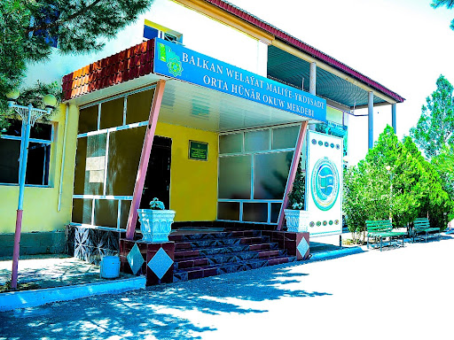 BALKAN WELAÝAT MALIÝE-YKDYSADY ORTA HÜNÄR OKUW MEKDEBI TALYPLYGA KABUL ETÝAR